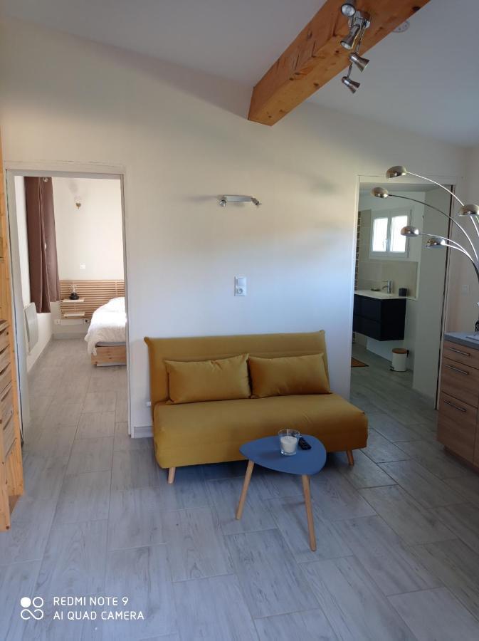 Agreable Appartement Au Calme Villeneuve (Alpes-de-Haute-Provence) Exterior foto